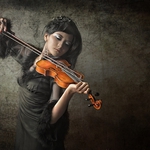 play violin with feel