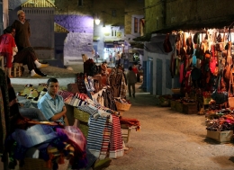 Lands of Allah : other colours of Chefchaouen 