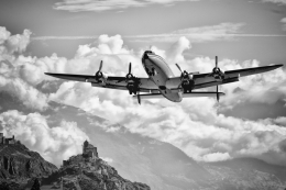 Lockheed Constellation in Sion 
