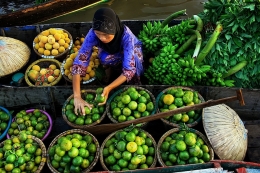 Penjual Buah 