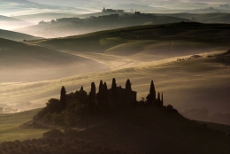 Alba in Val d'Orcia 