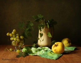 Still life with hops and apples 