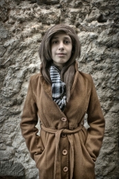 Girl in Coat ( ragazza in cappotto ) 