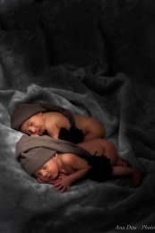 Newborn_twins 
