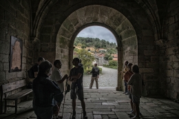 Peregrinos no Mosteiro de Oseira 