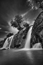 Silence Waterfalls 