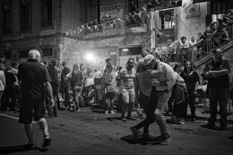 Dançando na rua - S. João - Porto 