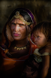 Grandmother and the little girl 