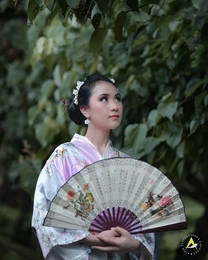 young lady in kimono 