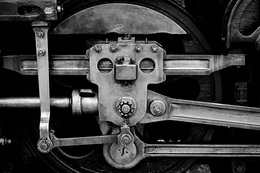 Steam locomotive wheel 