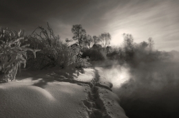 Frosty footpaths 