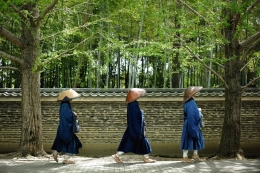 Three Monks 