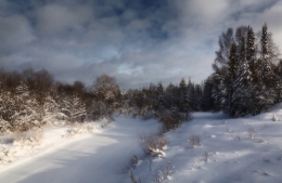 The frozen small river 