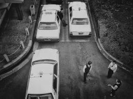 A meeting on the street 