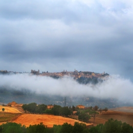 Tuscan landscape of an autumn morning .. 