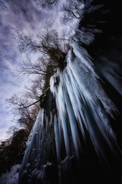 The counterattack of an icicle  