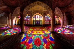 Nasir Al-Mulk Mosque 