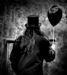 Mr Black Balloon 