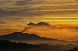 © Sua Maestà L'Etna____ 