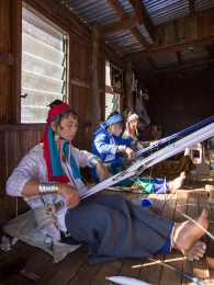 Padaung Women 