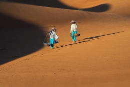 Red sand dune 