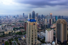 potret jakarta dari sebuah gedung  