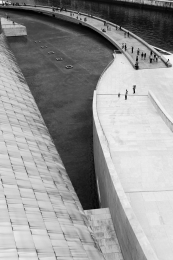 Walking on the bridge 