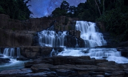 Waterfall Night 