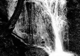 The waterfall of Nusakake 