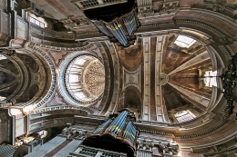 THE PIPE ORGAN OF THE CATHEDRAL 