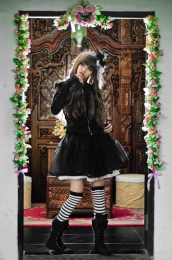 Gothic Lolita II 