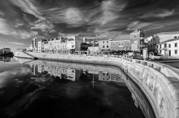 REFLEXOS NA RIBEIRA VELHA 