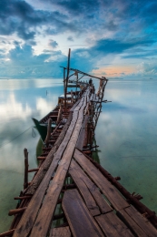 Wooden bridge 