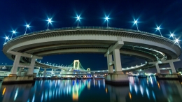 Tokyo Rainbow Bridge with Special Light-Up 