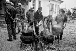 Cozinhando nos potes 