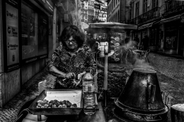 The Chestnuts lady 