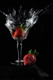 Strawberry and water 