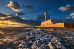 Il faro visto dal mare 