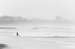 LONE SURFER 