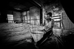 wicker basket maker 