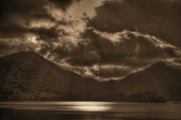 Sorrow at Lake Chuzenji 