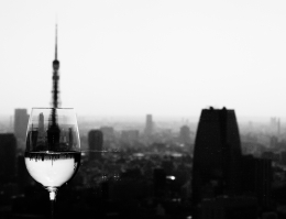 Tokyo in the glass 