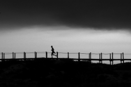 Under a threatening sky... 