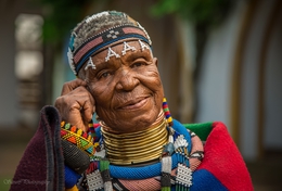 Esther Mahlangu 