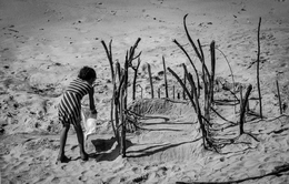 Brincar ás barracas de praia. 