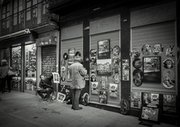 Exposição na rua. 