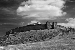 CASTELO MEDIEVAL DE ARRAIOLOS. 