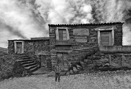 OLD VILLAGE OF CASTELO MELHOR 