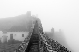 HEAVY FOG IN THE CASTLE 