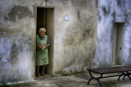 sull'uscio di casa 